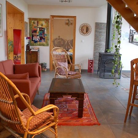 B&B La Maison Des Collines Autour Chambres D'Hotes La Chapelle  Dış mekan fotoğraf